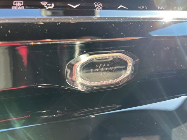 New 2026 Jeep Grand Cherokee Limited w/ Limited Altitude Package RWD image 13