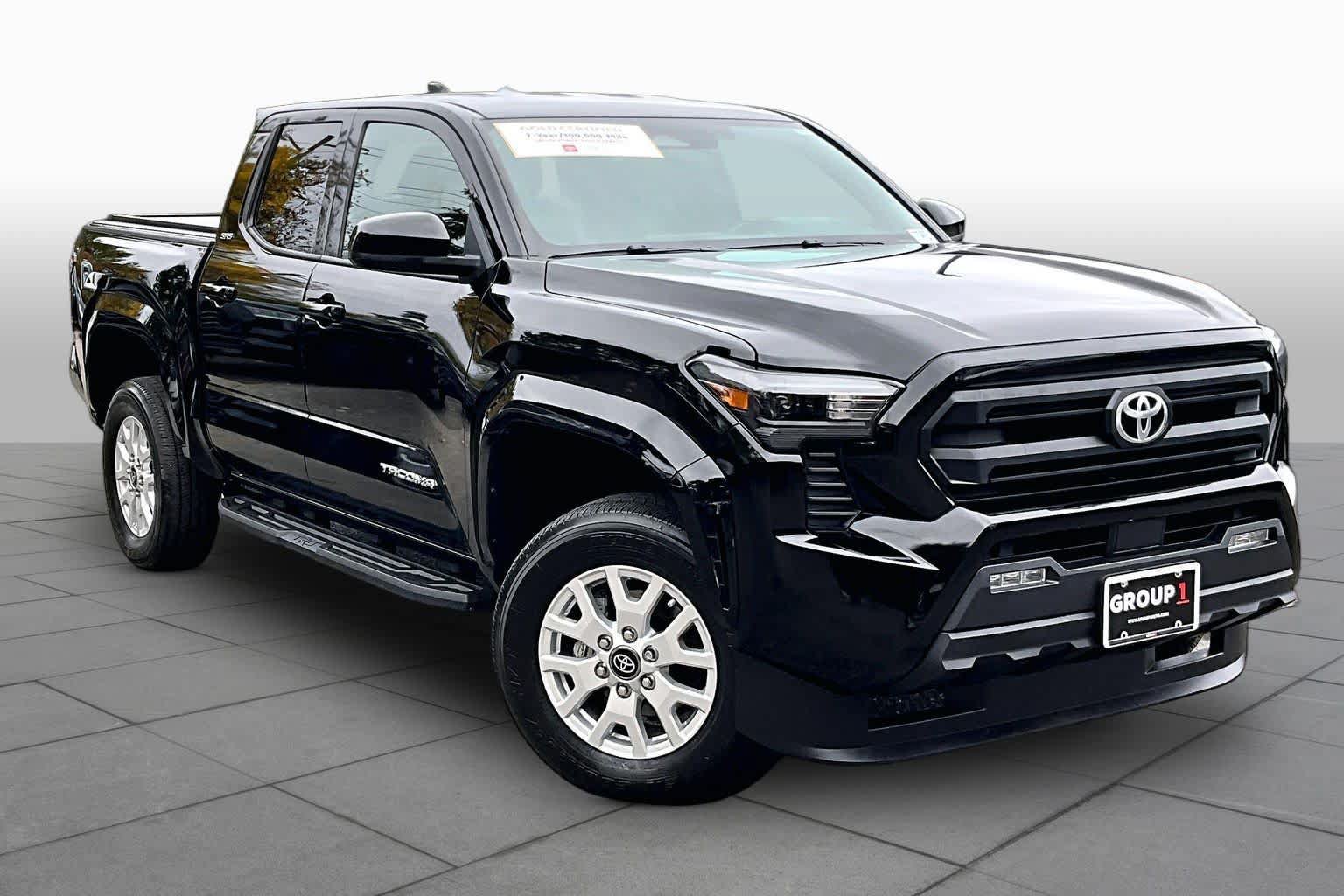 Certified 2025 Toyota Tacoma SR5 AWD/4WD image 3