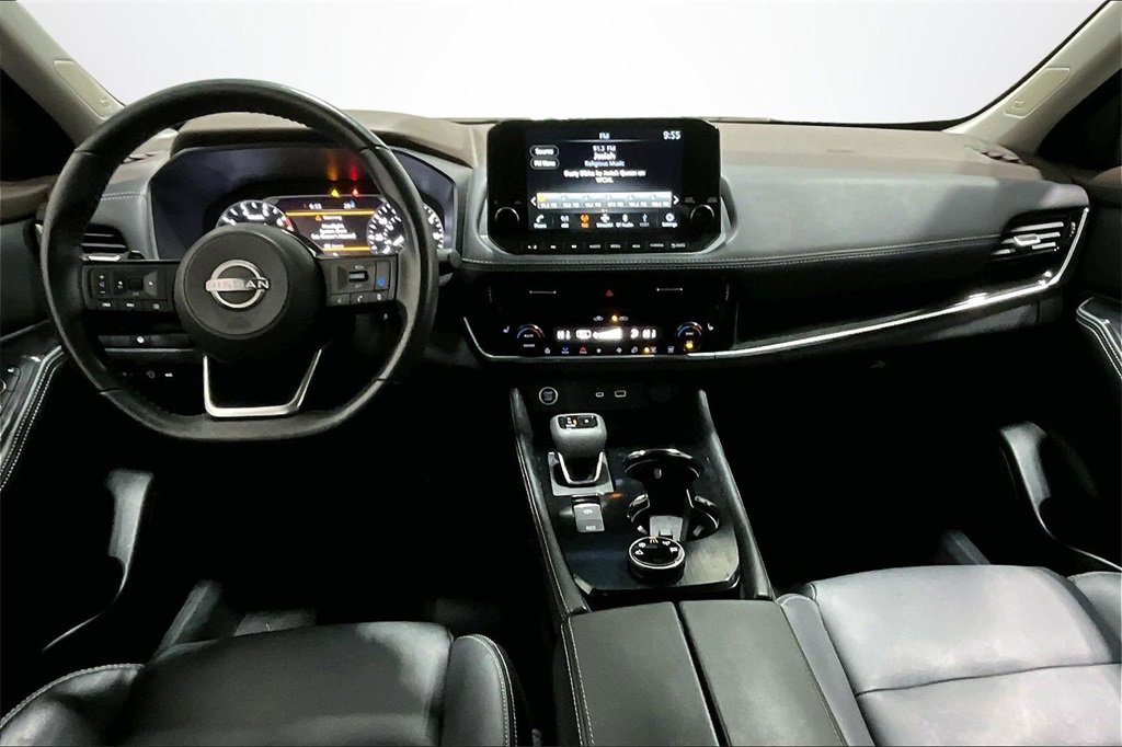 Used 2023 Nissan Rogue SL w/ SL Premium Package image 7