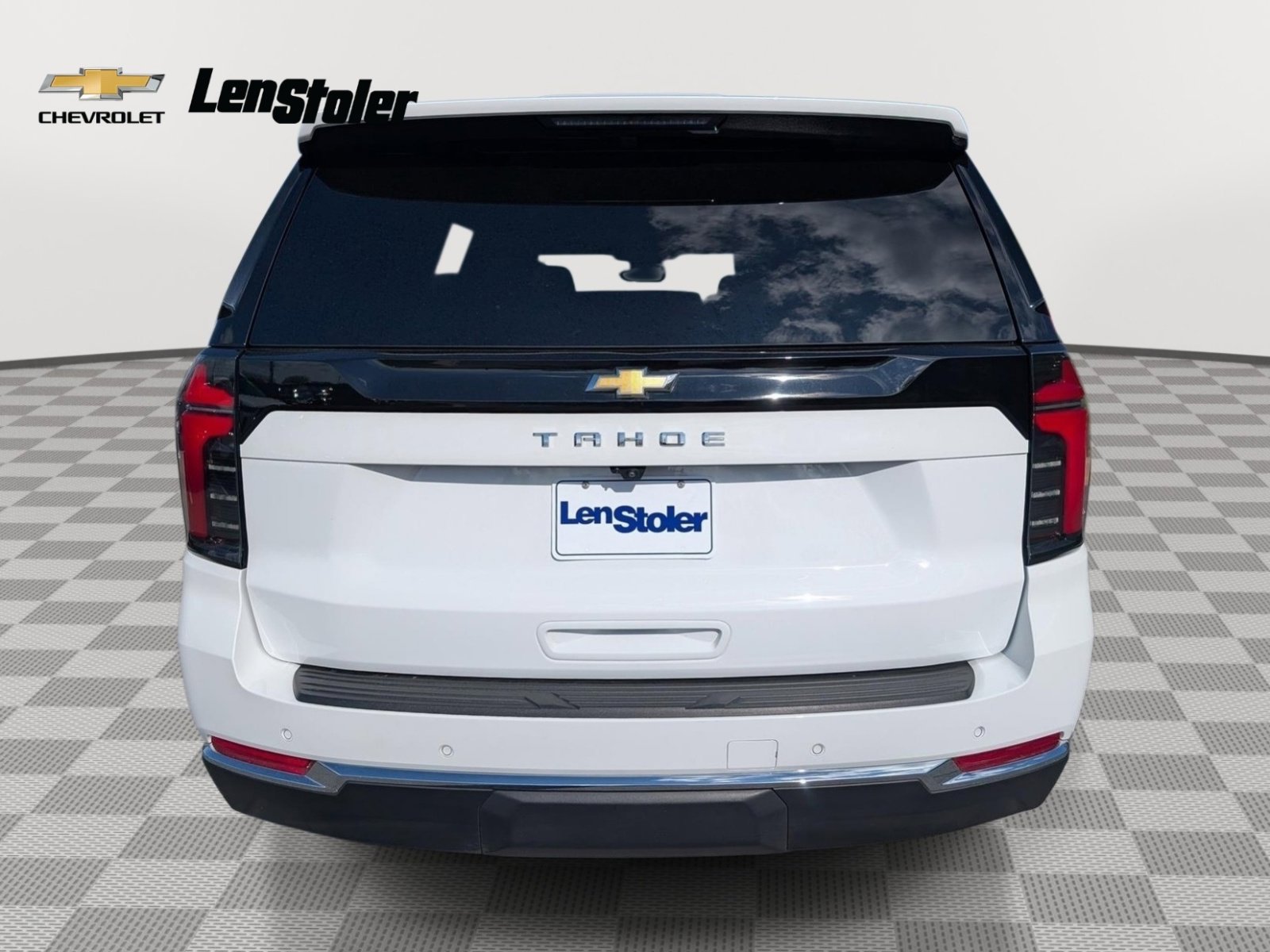 Used 2025 Chevrolet Tahoe LS AWD/4WD image 4