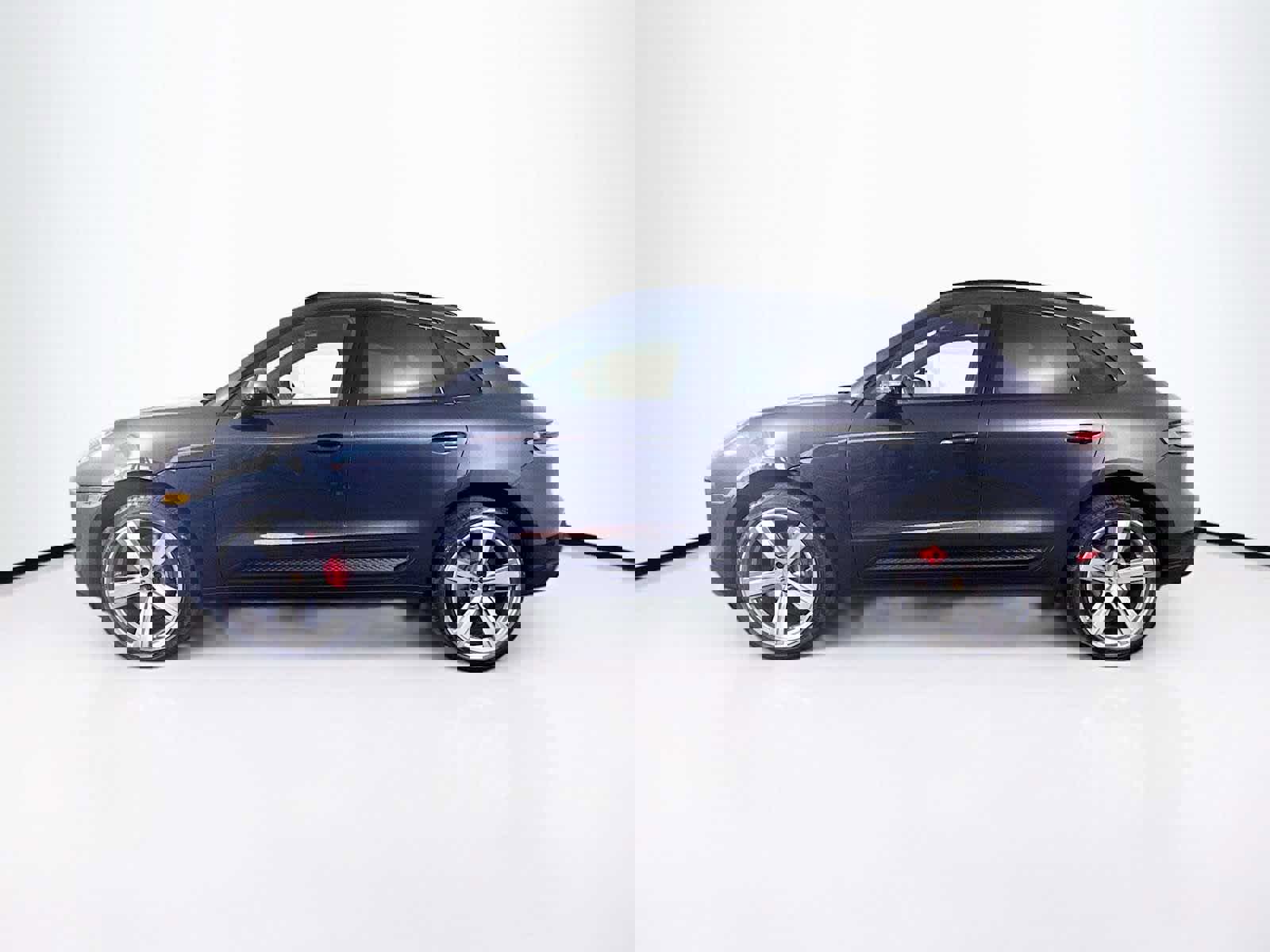 Used 2022 Porsche Macan S image 2