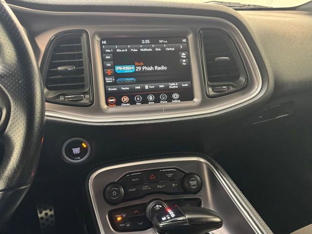 Used 2022 Dodge Challenger R/T image 18