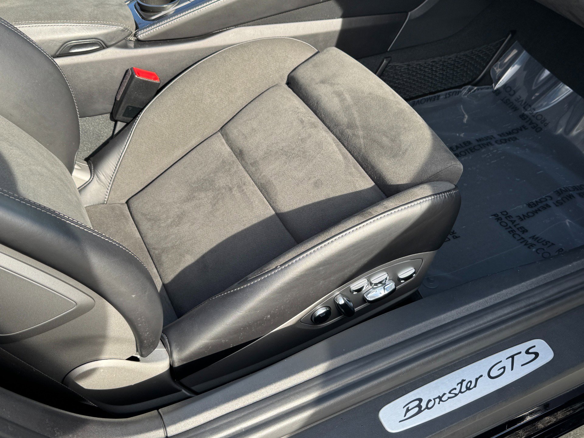 Used 2021 Porsche 718 Boxster GTS w/ Premium Package image 58