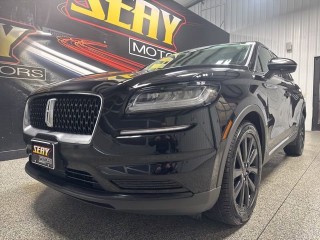 Used 2023 Lincoln Nautilus Reserve w/ Monochromatic Package image 2