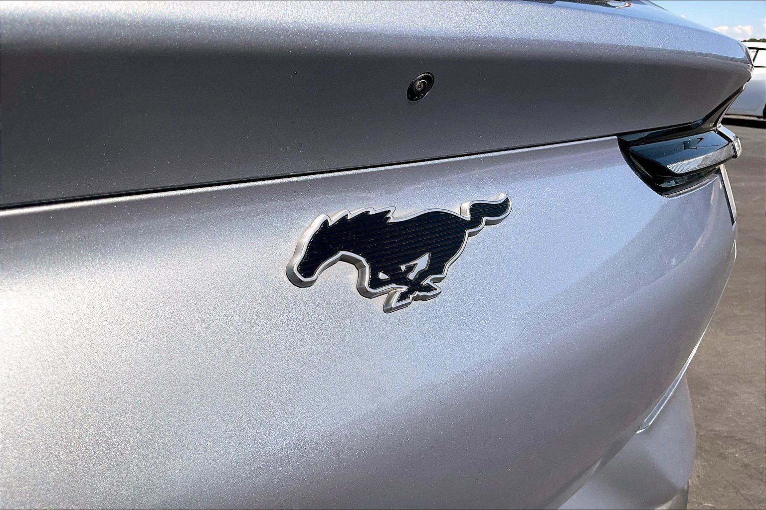 Used 2022 Ford Mustang Mach-E Select w/ Comfort/Technology Package RWD image 9