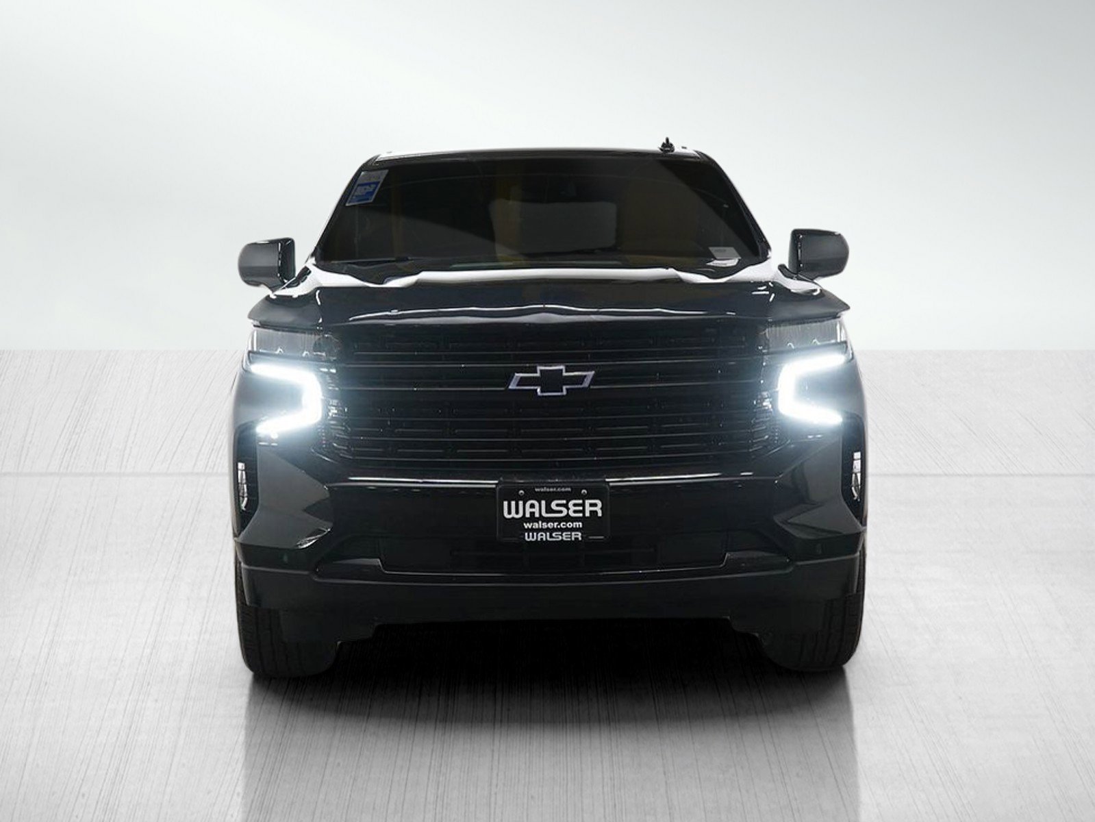 Used 2023 Chevrolet Suburban LT image 8