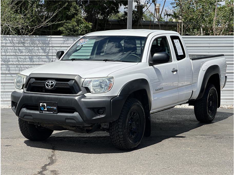 Used 2015 Toyota Tacoma 4x4 Access Cab V6 w/ Convenience Package image 6