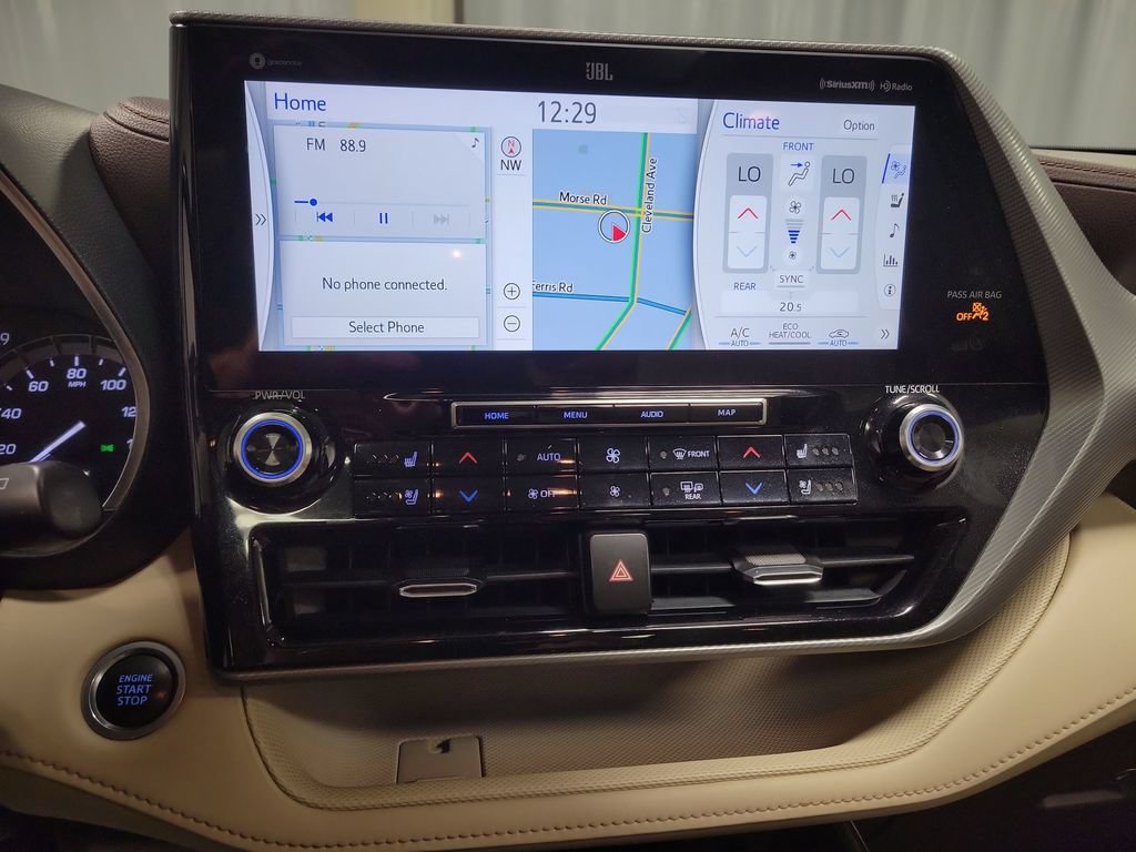 Used 2020 Toyota Highlander Platinum AWD/4WD image 17