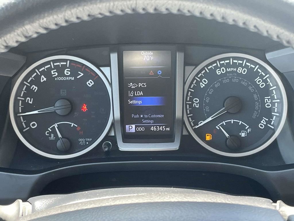 Used 2022 Toyota Tacoma SR5 w/ Technology Package RWD image 28