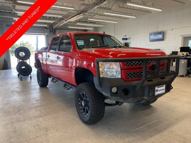 Used 2014 Chevrolet Silverado 2500 LTZ w/ LTZ Plus Package AWD/4WD image 3