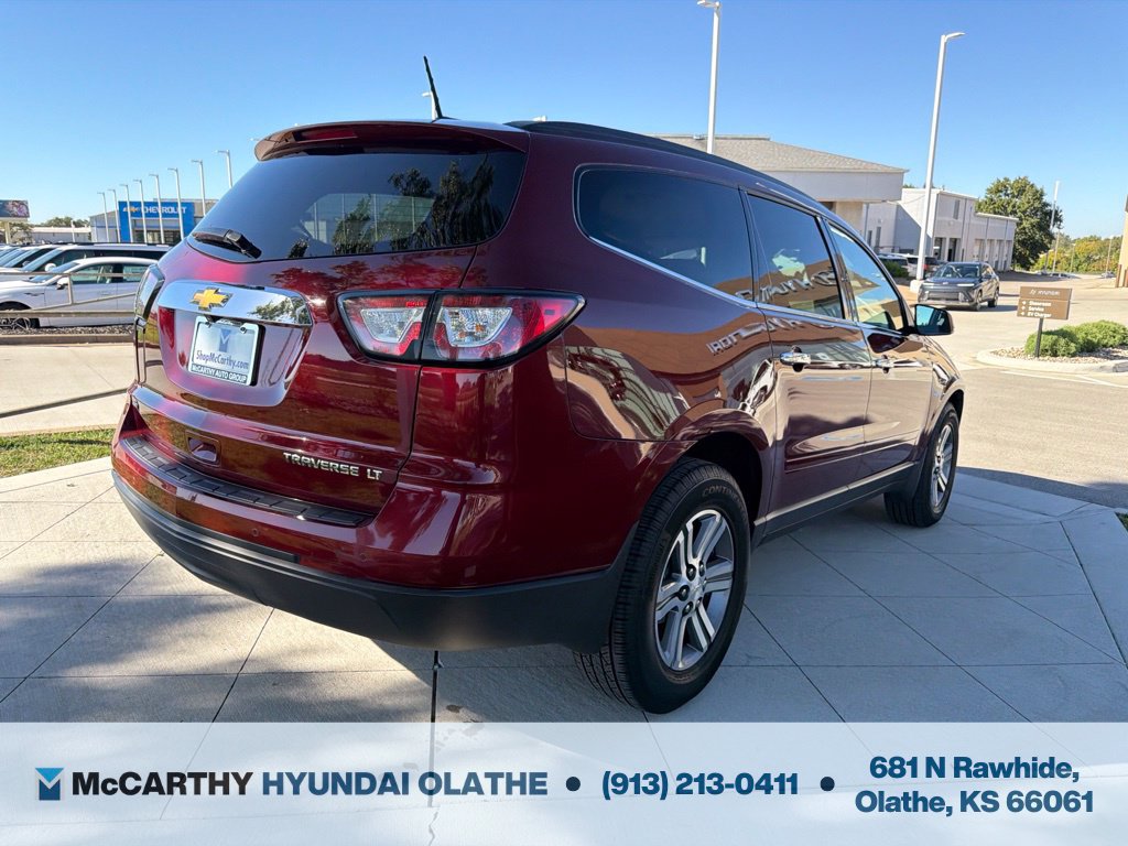 Used 2016 Chevrolet Traverse LT AWD/4WD image 16