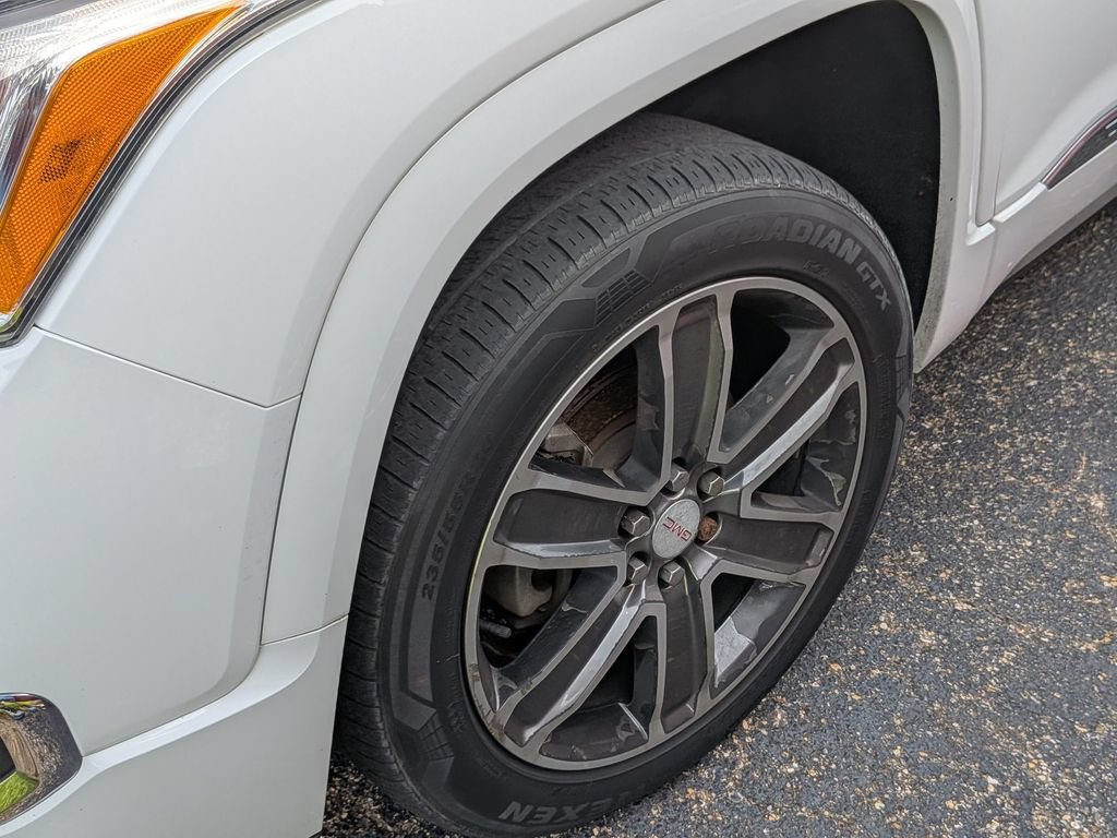 Used 2019 GMC Acadia Denali AWD/4WD image 8