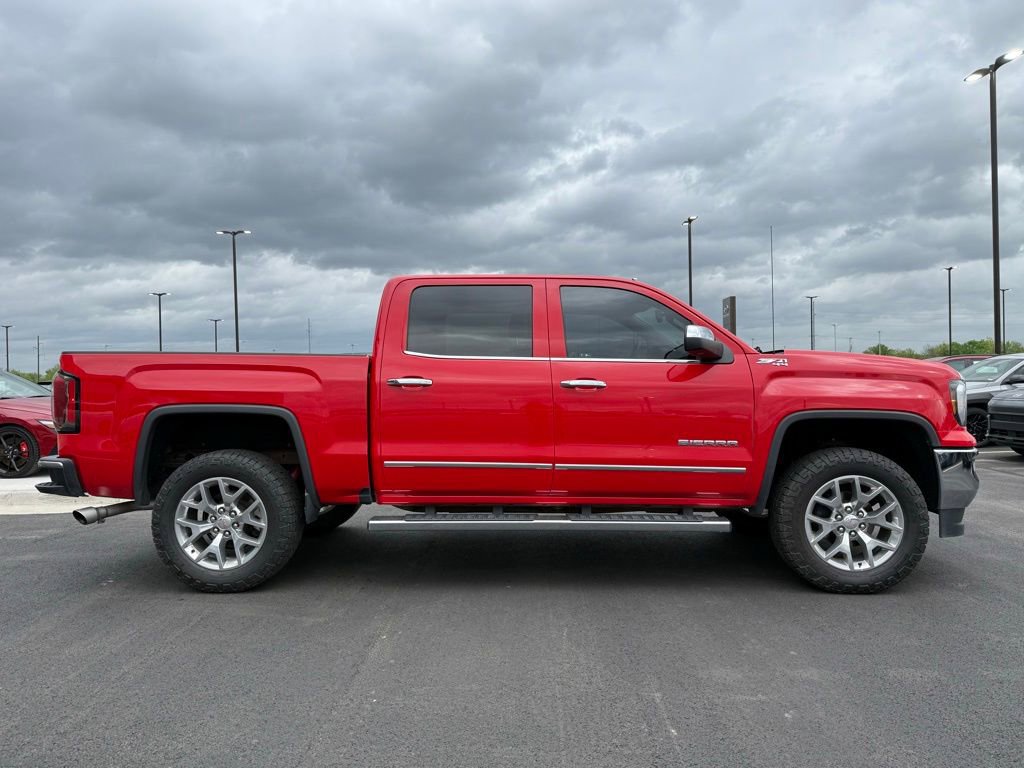 Used 2018 GMC Sierra 1500 SLT w/ SLT Premium Package image 4