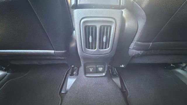 Used 2021 Jeep Compass Limited image 19