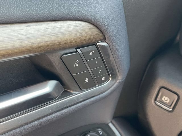 Used 2025 Chevrolet Silverado 3500 High Country w/ Technology Package AWD/4WD image 26