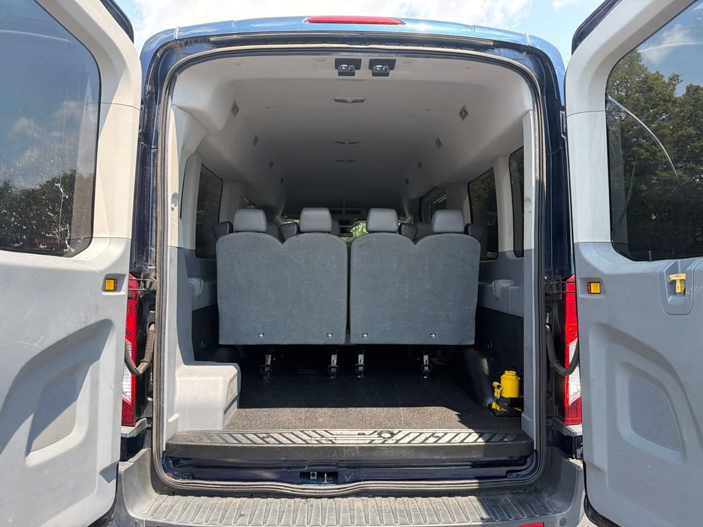 Used 2017 Ford Transit 350 XL RWD image 18