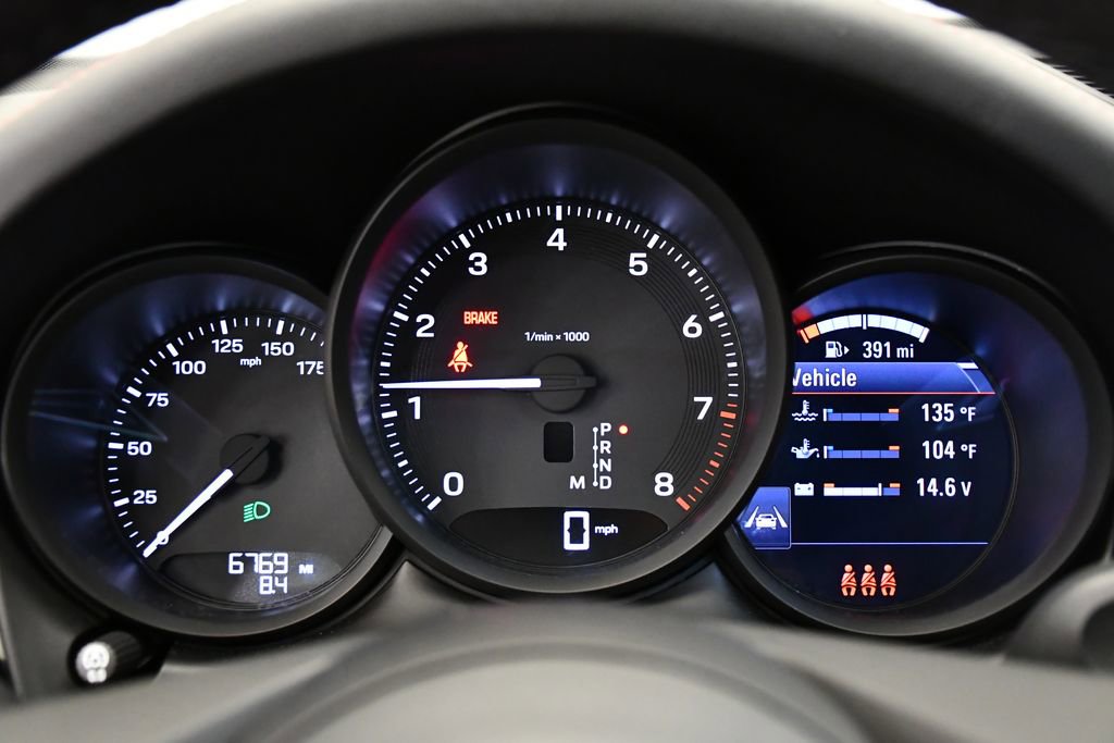 Used 2025 Porsche Macan Turbo image 27