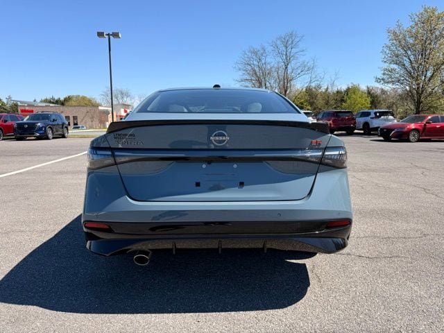 New 2026 Nissan Sentra SR w/ SR Premium Package FWD image 6