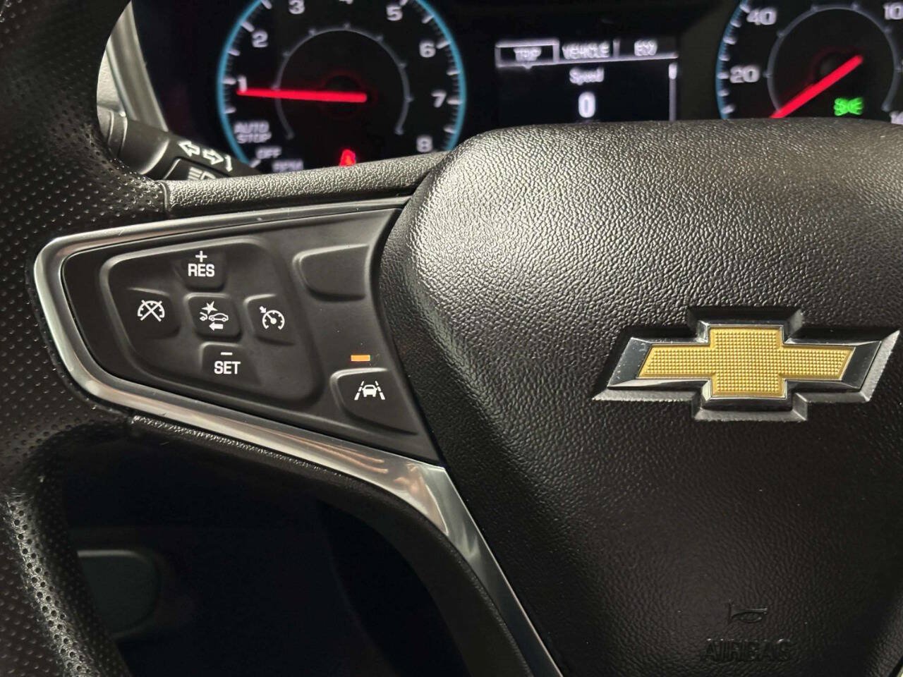 Used 2020 Chevrolet Equinox LS FWD image 32