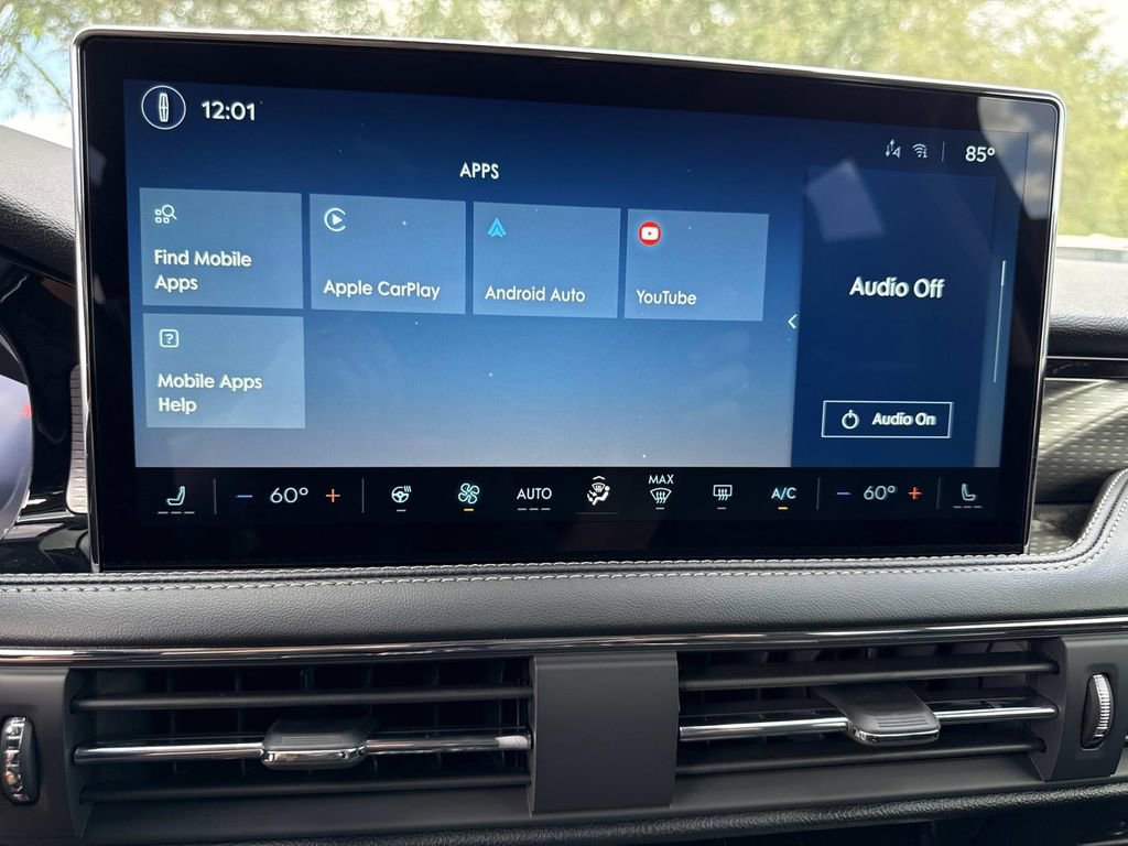 New 2025 Lincoln Corsair Reserve w/ Jet Appearance Package image 23