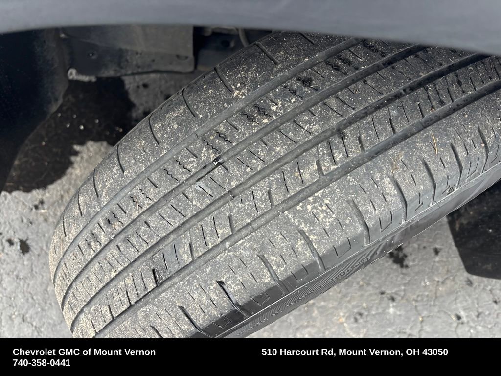 Used 2022 Chevrolet Trax LS w/ Tint and Cruise Package image 29