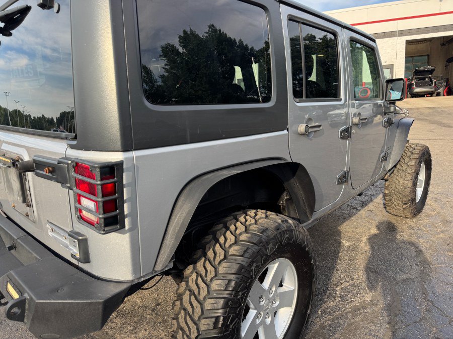 Used 2015 Jeep Wrangler Unlimited Sport w/ Power Convenience Group AWD/4WD image 11
