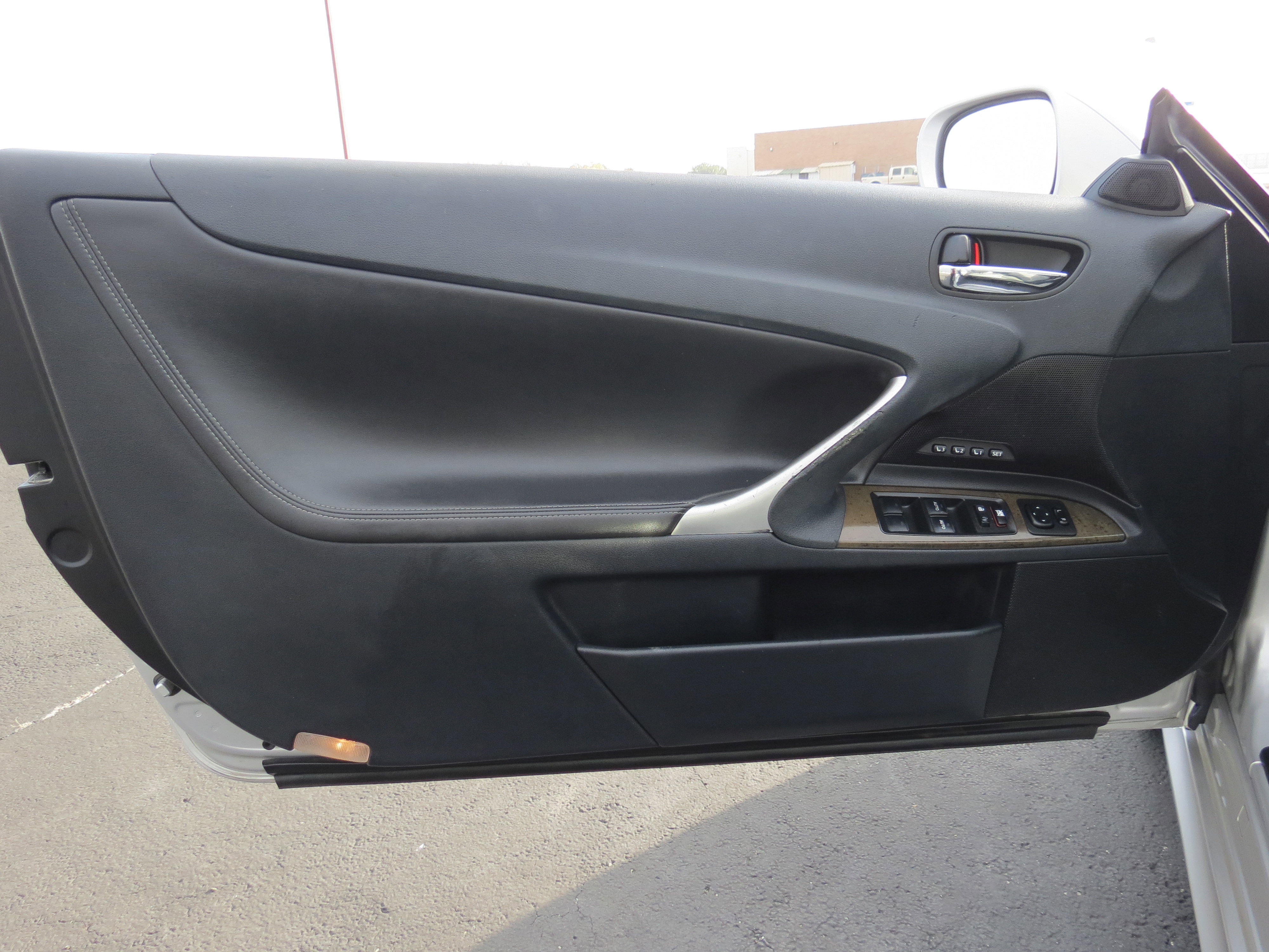 Used 2012 Lexus IS 250C image 33