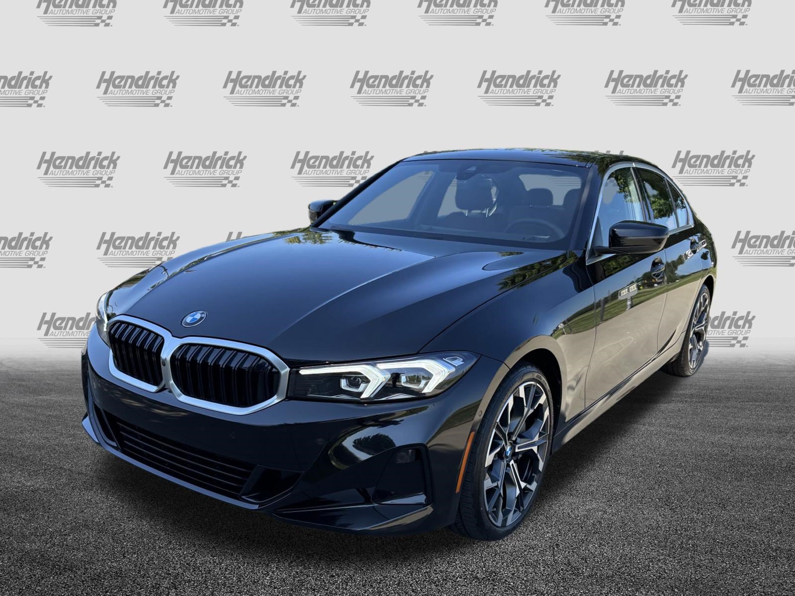 Certified 2025 BMW 330i Sedan RWD image 5