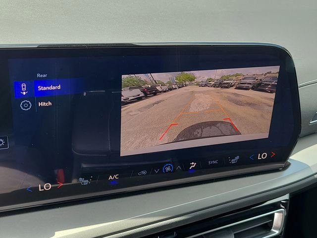 New 2026 Chevrolet Traverse LT image 28