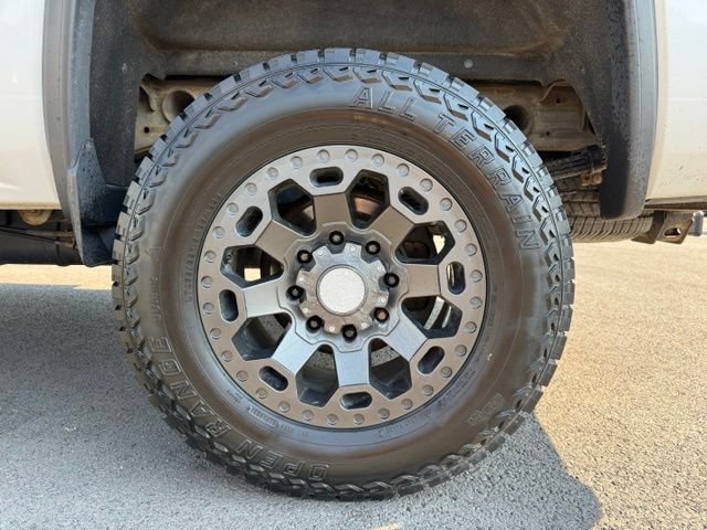 Used 2019 GMC Sierra 2500 Denali w/ Duramax Plus Package AWD/4WD image 8