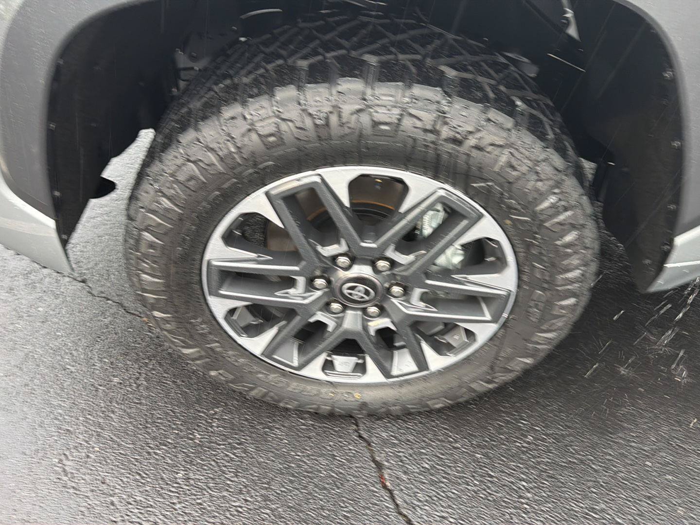 New 2026 Toyota Tundra Limited AWD/4WD image 34