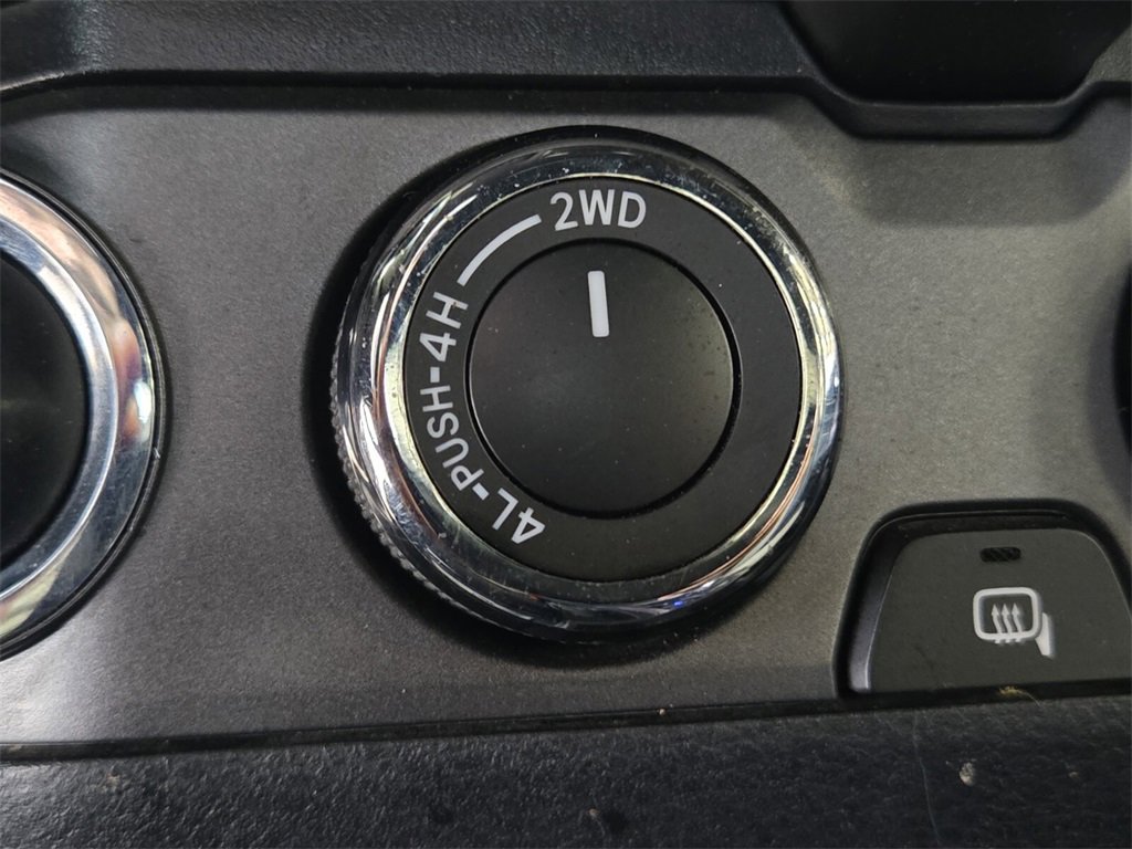 Used 2022 Toyota Tacoma TRD Sport w/ Technology Package image 28