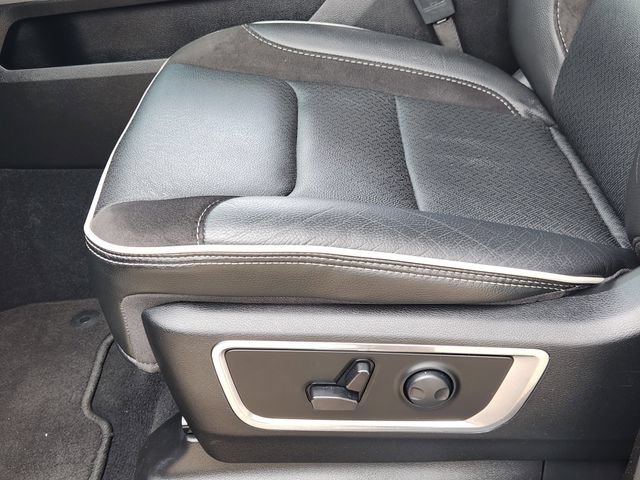 Used 2025 RAM 1500 Laramie AWD/4WD image 22