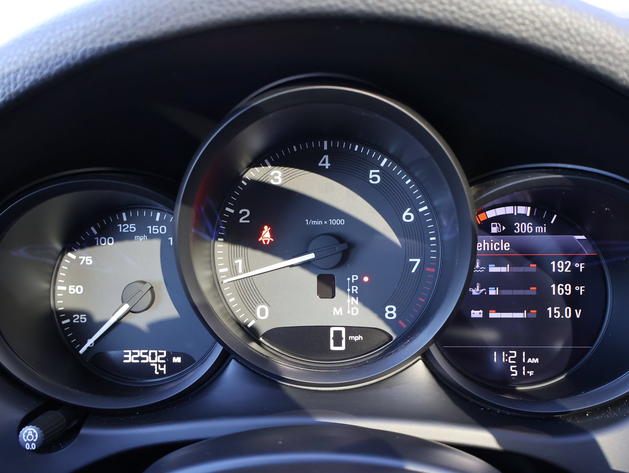 Certified 2023 Porsche Macan AWD/4WD image 19
