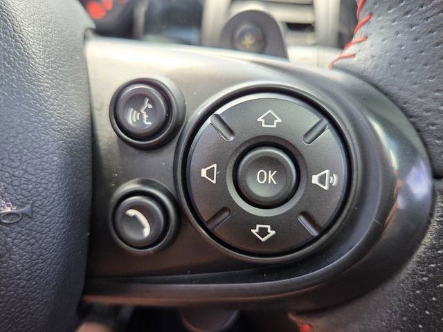 Used 2019 MINI Cooper S image 25