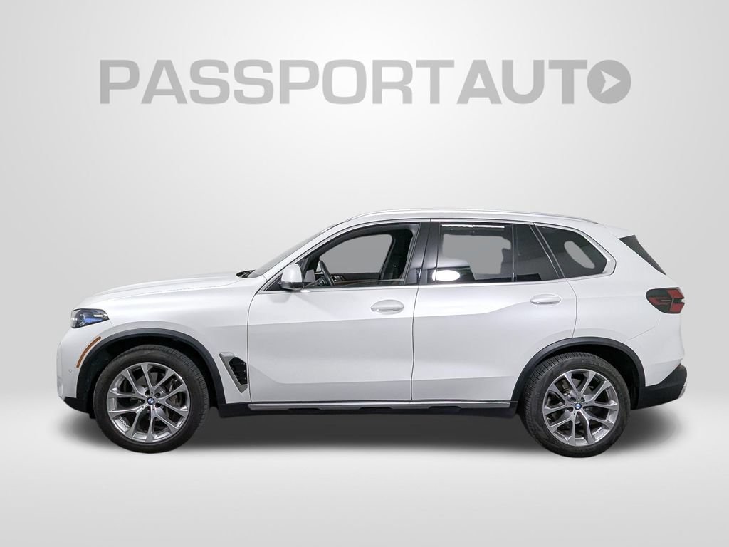 Certified 2024 BMW X5 xDrive40i w/ Premium Package AWD/4WD image 2