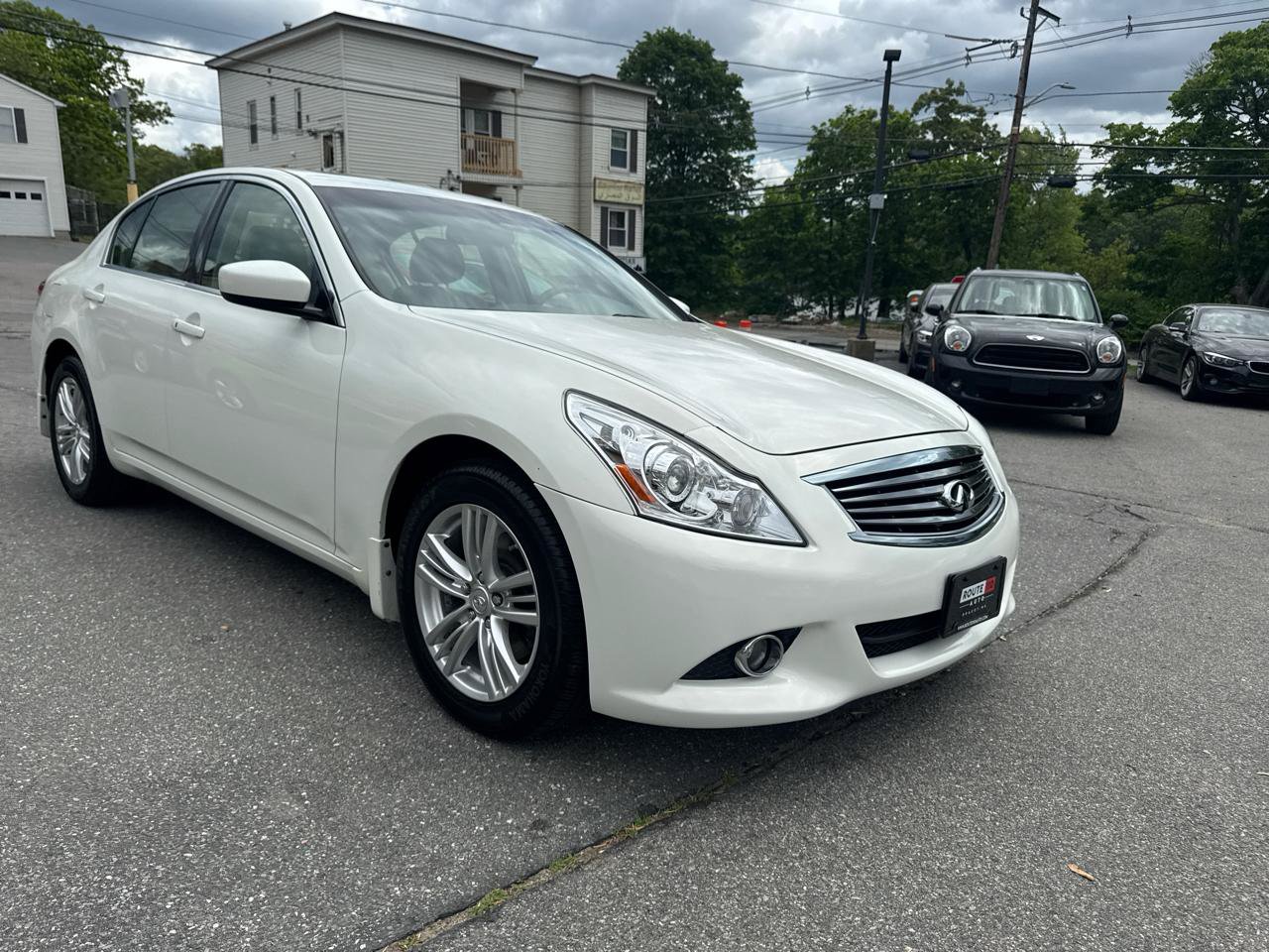 Used 2013 INFINITI G37 x Sedan w/ Premium Pkg AWD/4WD image 6