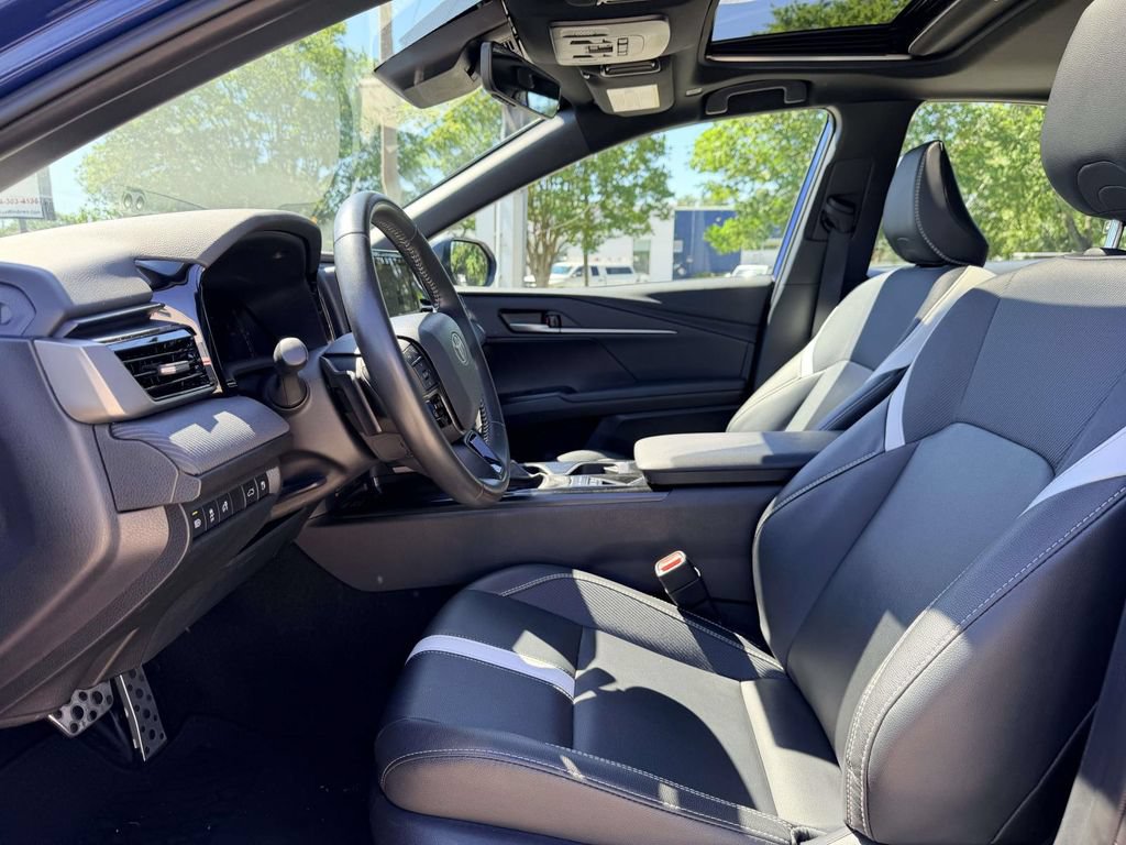 Certified 2025 Toyota Camry SE w/ Convenience Package FWD image 20