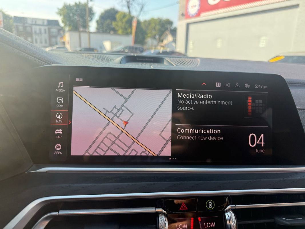 Used 2019 BMW X7 xDrive50i w/ M Sport Package AWD/4WD image 21