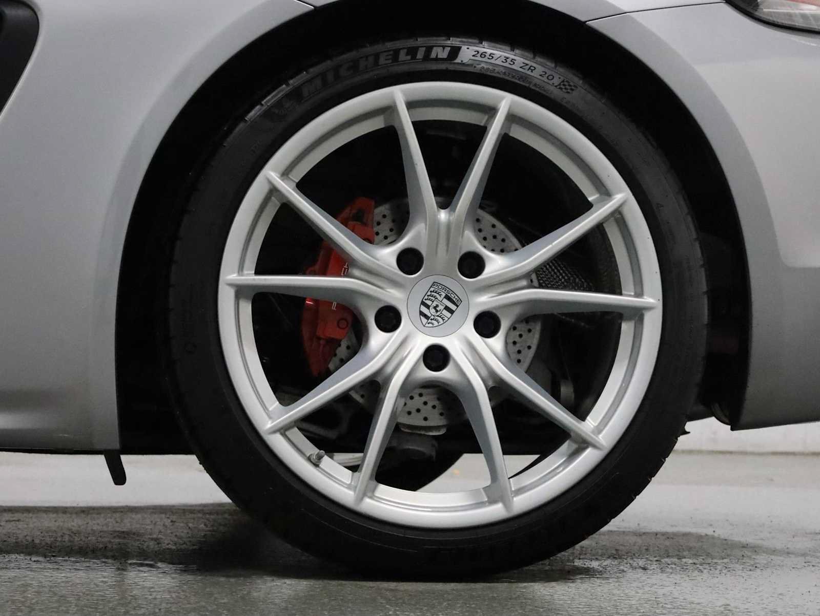 Used 2018 Porsche 718 Cayman S RWD image 33