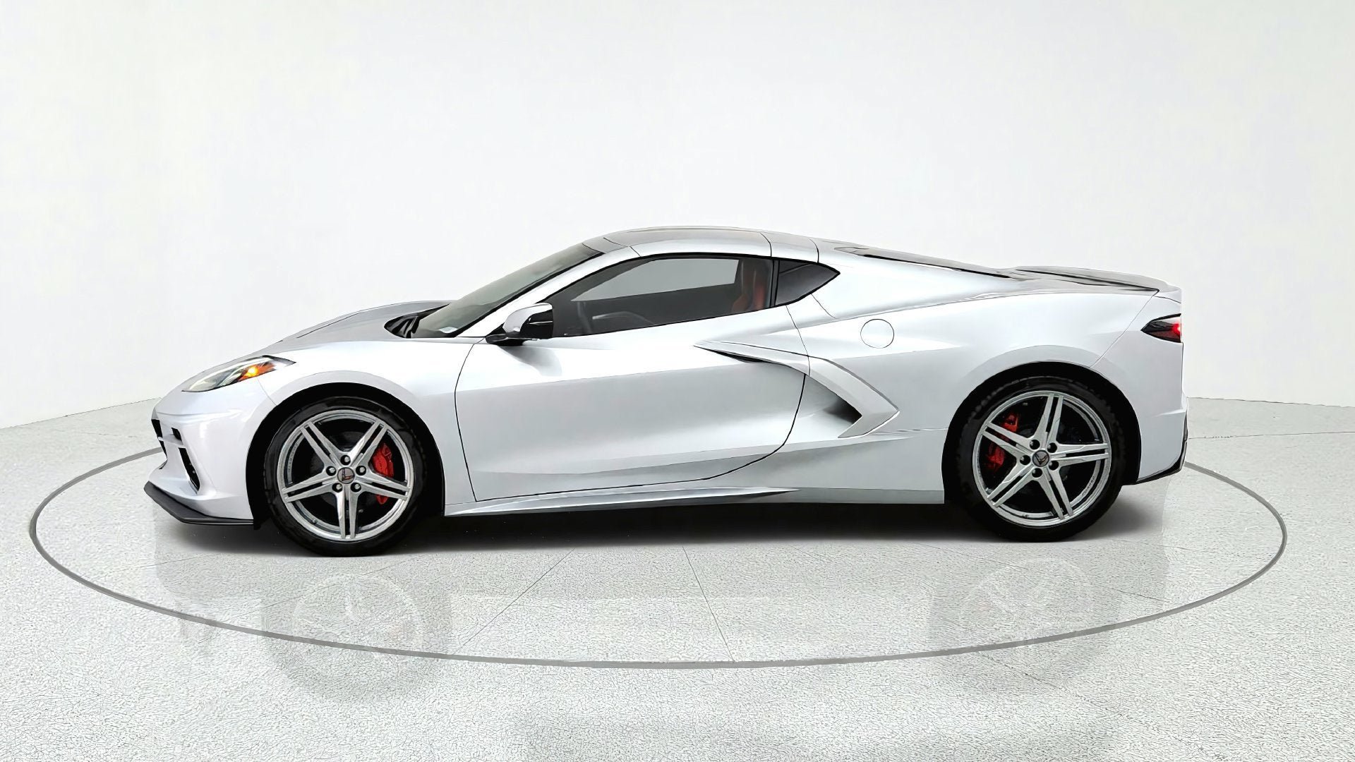 New 2027 Chevrolet Corvette Stingray Coupe w/ Battery Protection Package RWD image 2