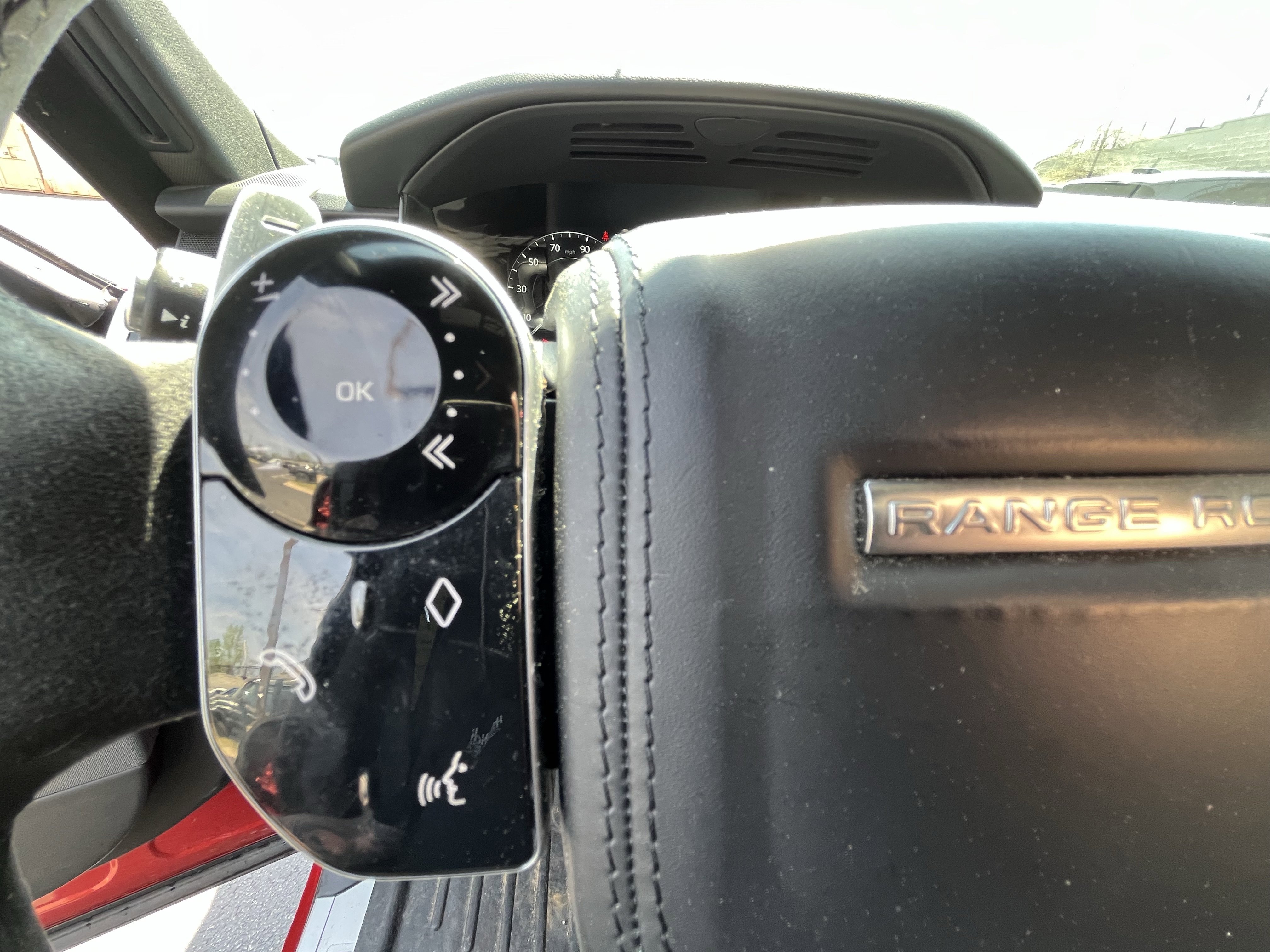 Used 2022 Land Rover Range Rover Sport HST image 19