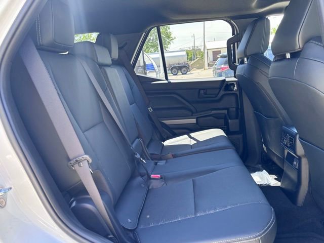Used 2026 Toyota 4Runner TRD Off-Road Premium AWD/4WD image 31