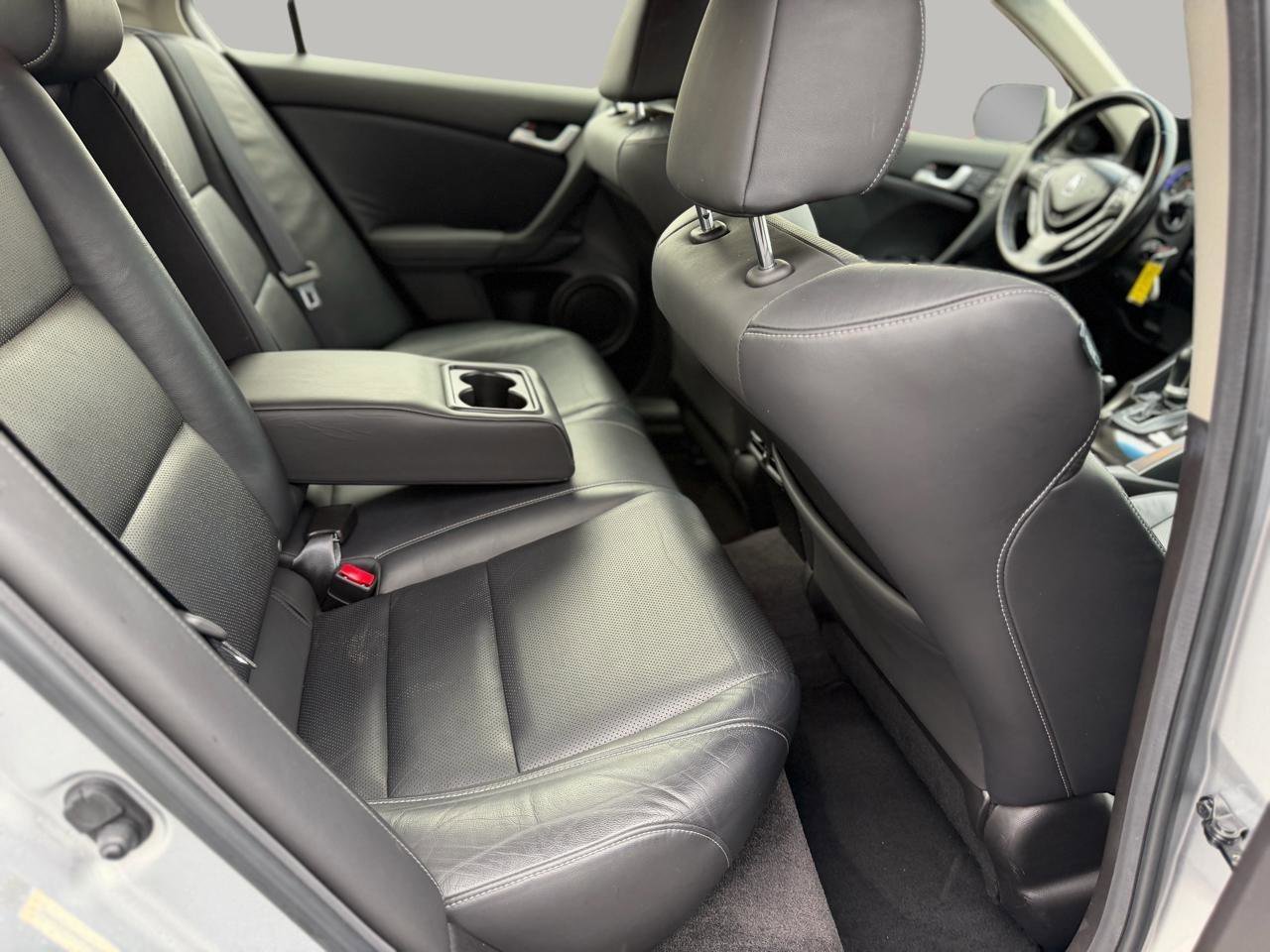 Used 2013 Acura TSX Sedan image 28