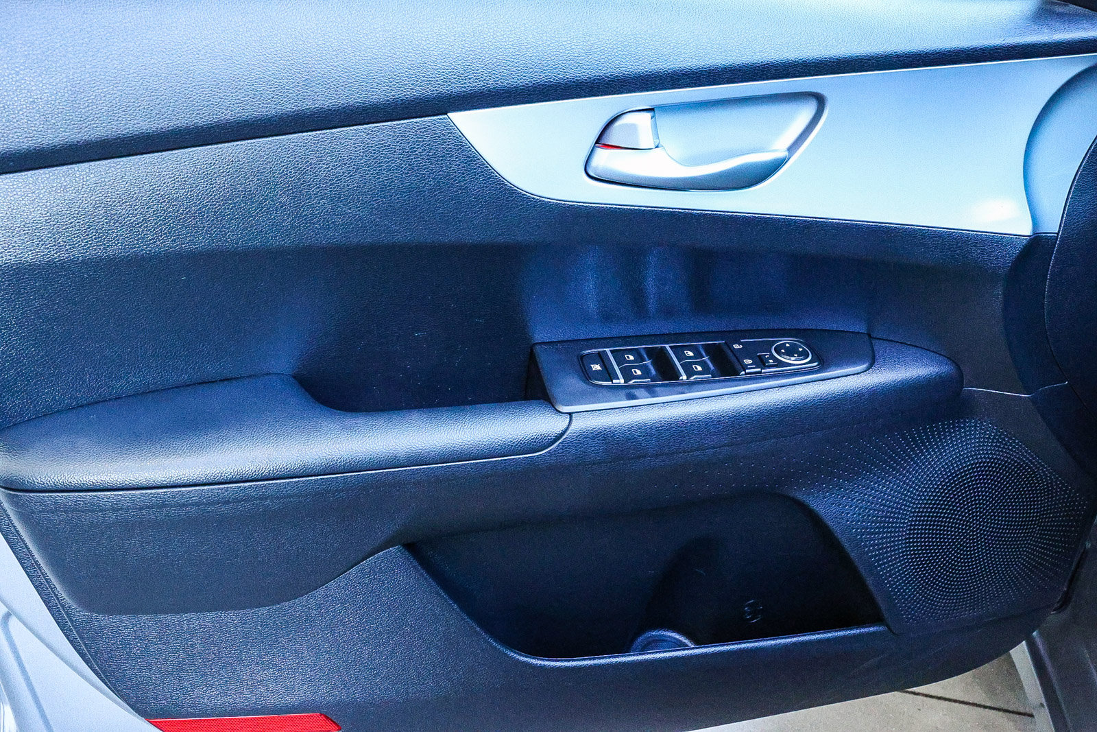 Used 2024 Kia Forte LXS image 27