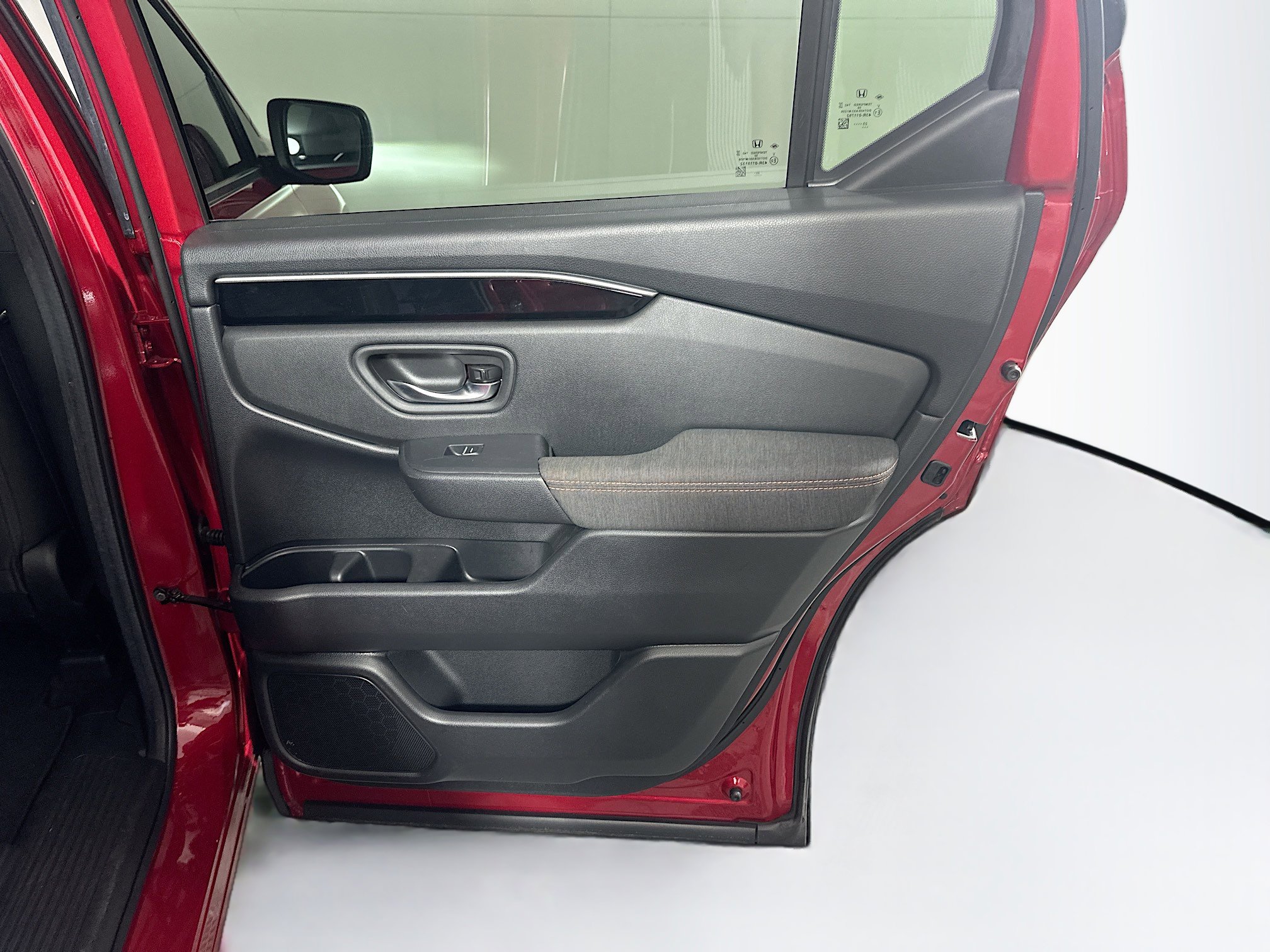 Used 2024 Honda Pilot Sport image 29