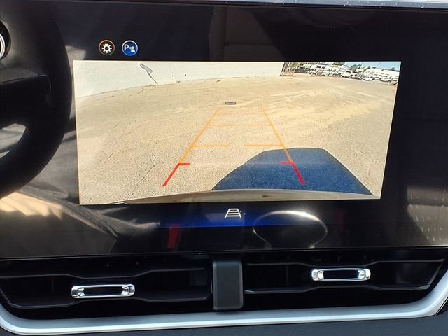 New 2026 Chevrolet Equinox LT FWD image 9