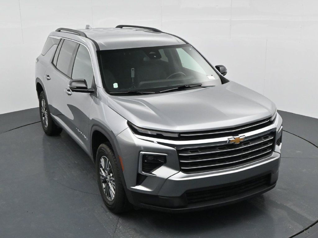 Used 2024 Chevrolet Traverse LT FWD image 20