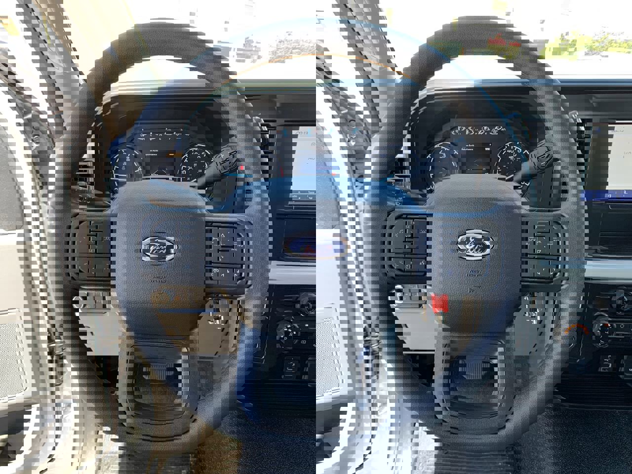 New 2025 Ford F350 XL w/ XL Chrome Package image 19