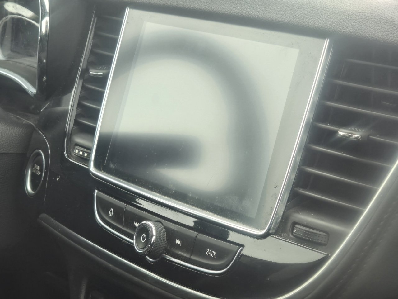 Used 2018 Buick Encore Preferred FWD image 16